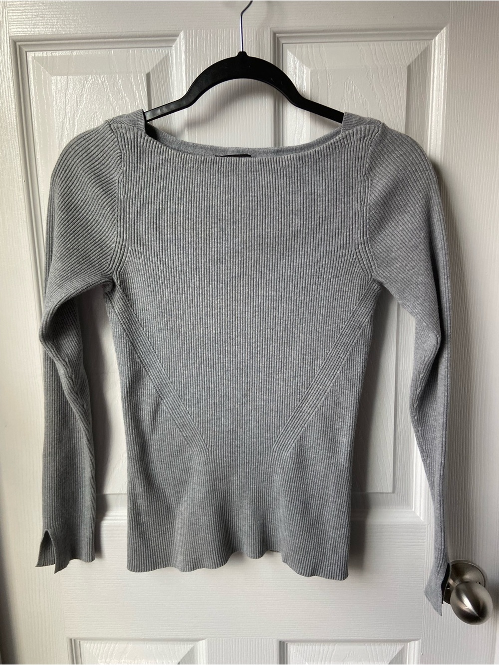 White House Black Market - Gray Ribbed Long Sleeve Sweater